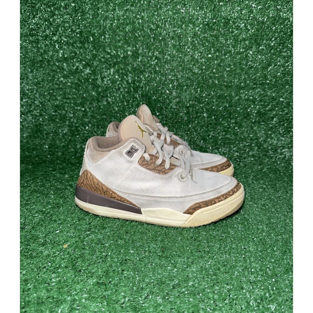 Air Jordan 3 Retro Palomino Youth Kids Size 3Y Walking Shoes Sneakers DM0966-102